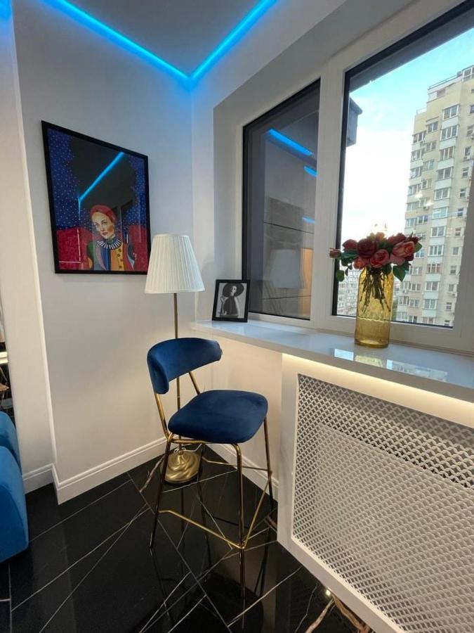 1 Room 65M2 Center Of Obolon Near River Side. Kyiv Exterior photo